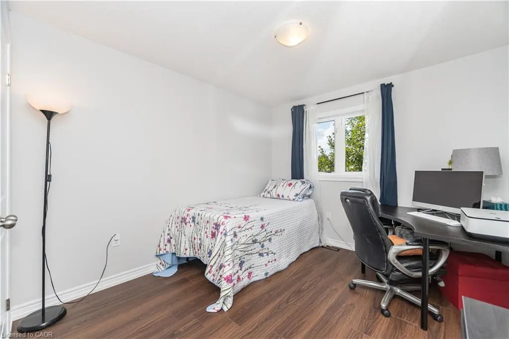 90 Raymond Road, #6