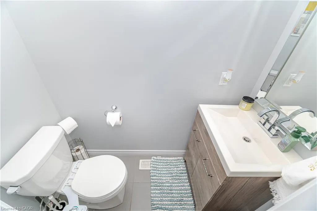90 Raymond Road, #6