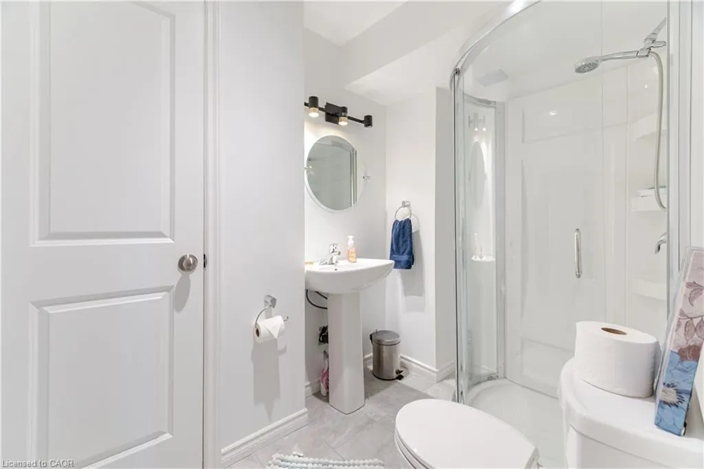 90 Raymond Road, #6