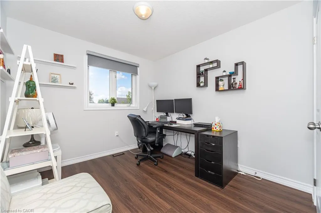90 Raymond Road, #6