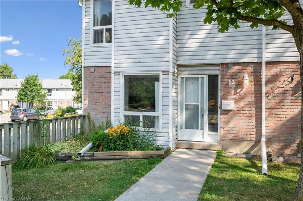 32 Mowat Boulevard, #52