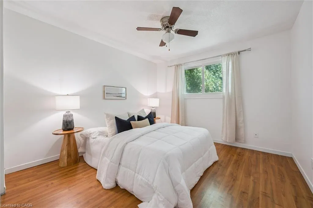 32 Mowat Boulevard, #52
