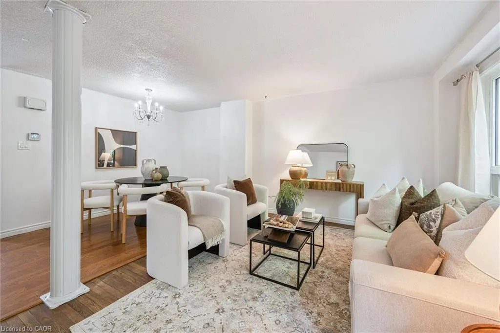 32 Mowat Boulevard, #52