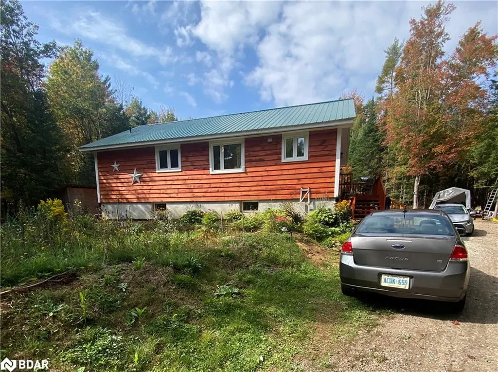 1070 Vankoughnet Road Road