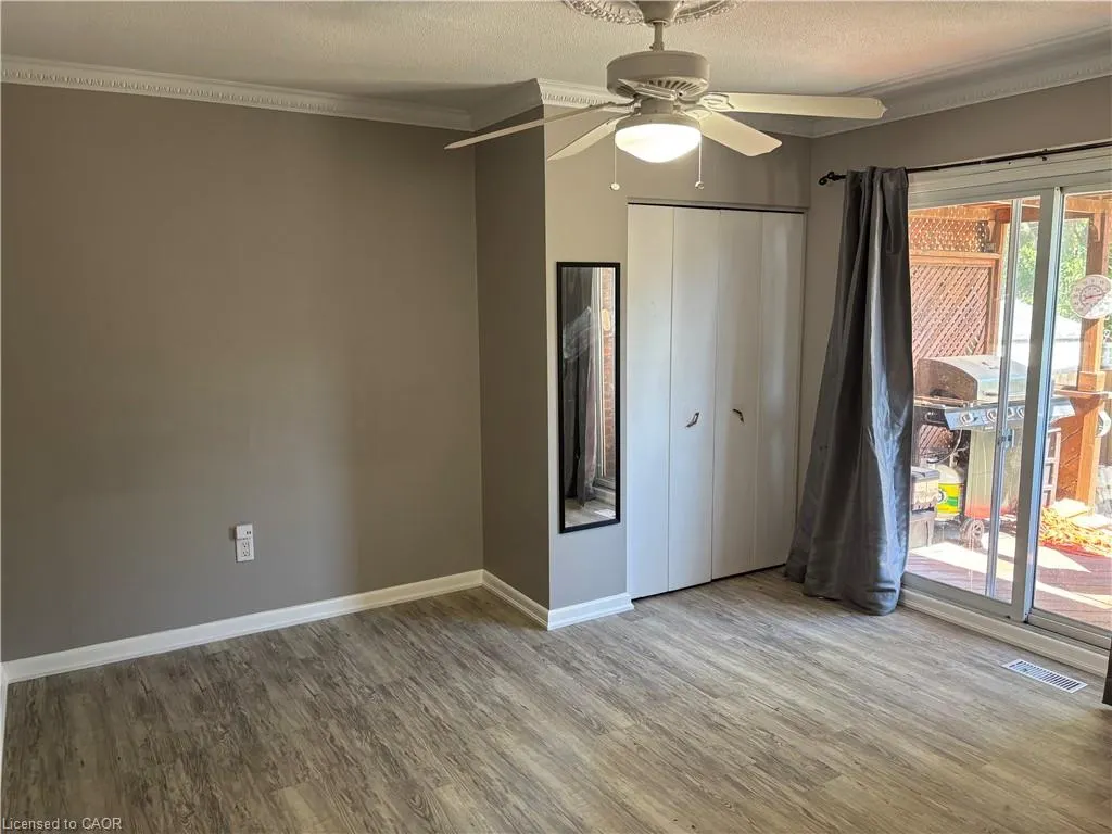 139 Rendell Boulevard, #UPPER