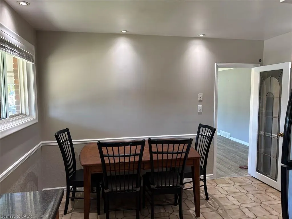 139 Rendell Boulevard, #UPPER
