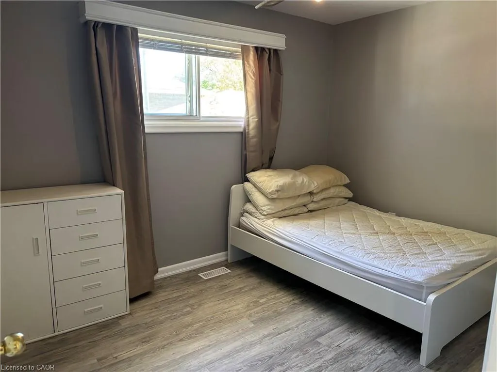 139 Rendell Boulevard, #UPPER
