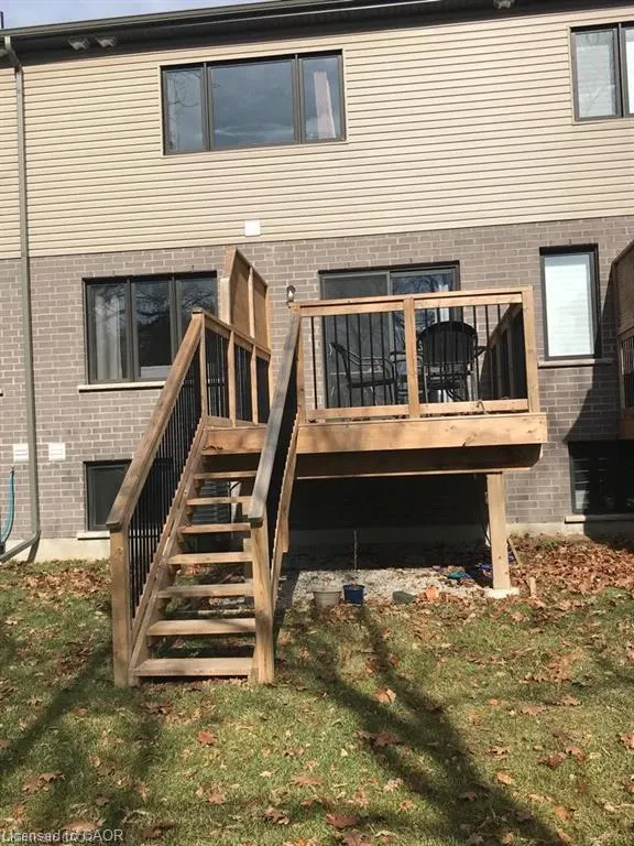 135 Hardcastle Drive, #7