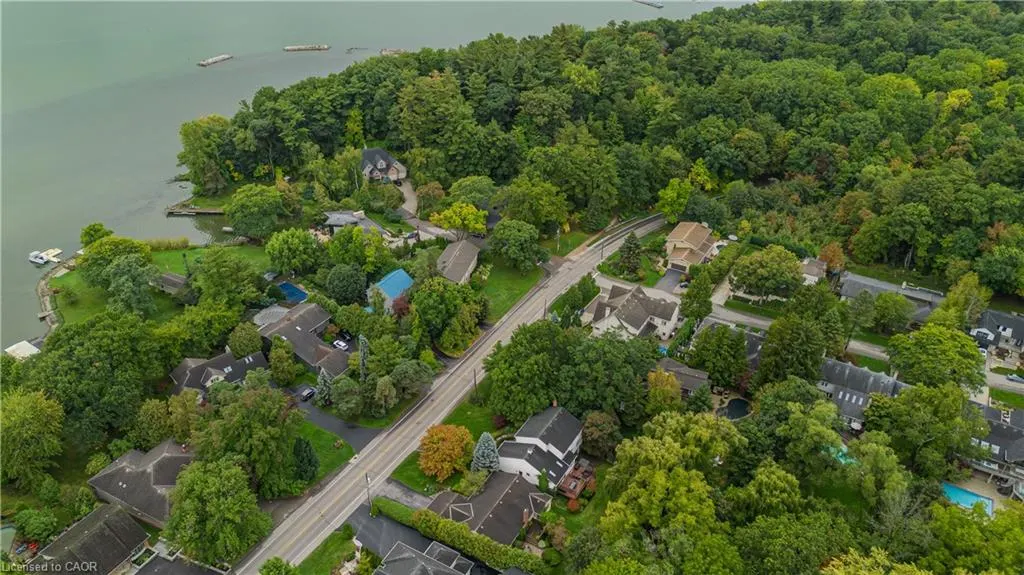 149 North Shore Boulevard E