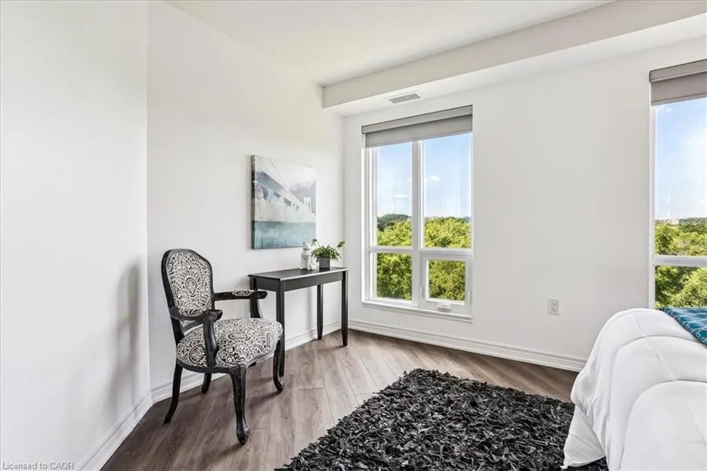 2750 King Street E, #508