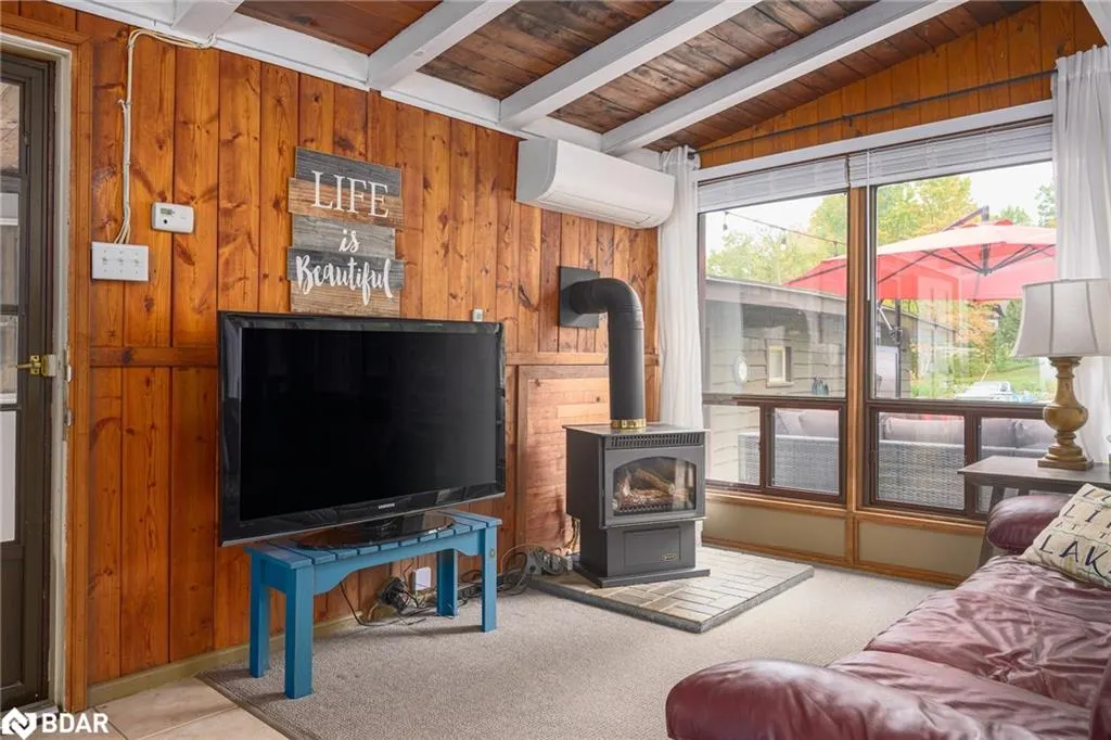 1123 Severn River Road