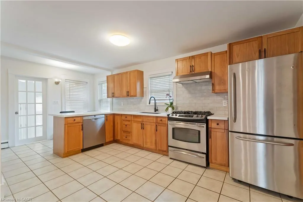 543 Vine Street