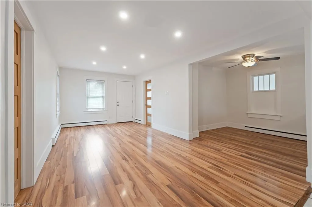 543 Vine Street