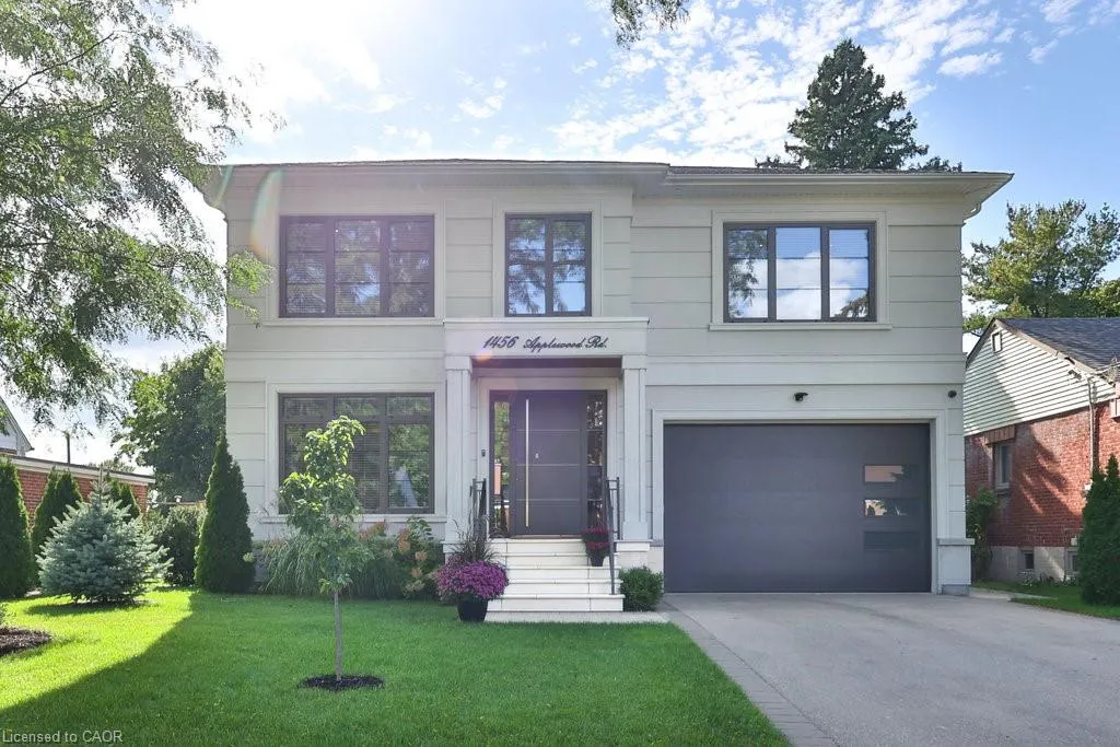 1456 Applewood Road
