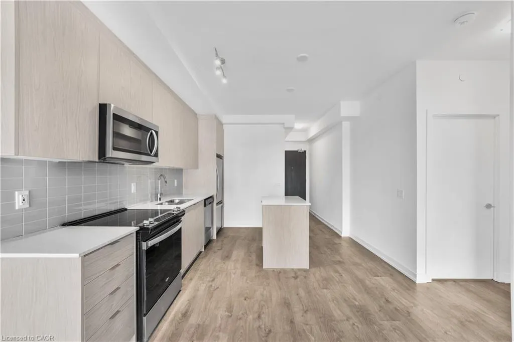 55 Duke Street W, #312
