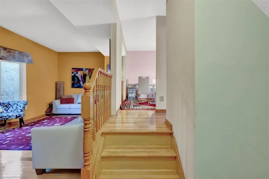1983 Main Street W, #1