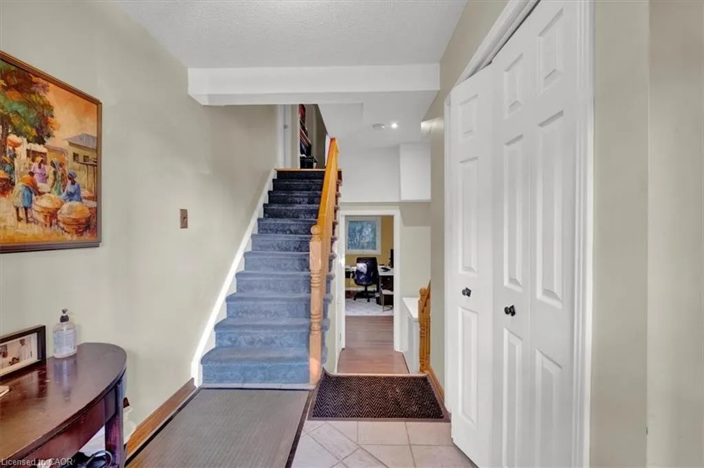1983 Main Street W, #1