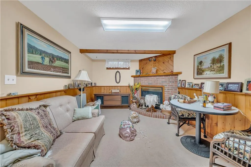 13 Gilston Parkway