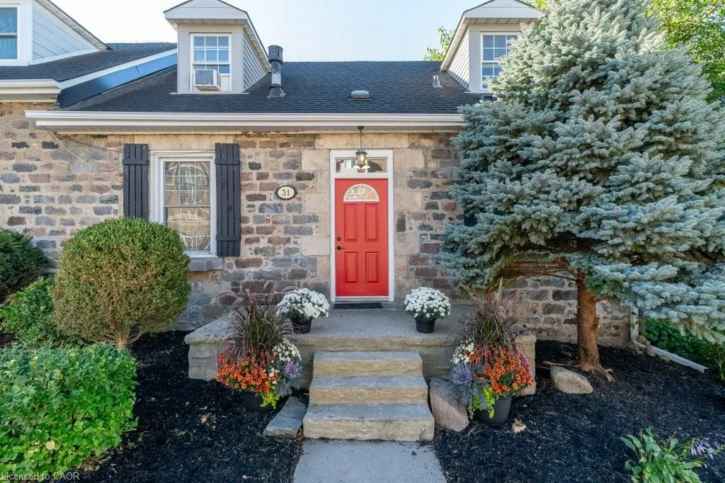 31 Bruce Street