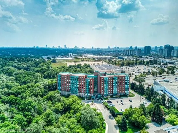 55 Blue Springs Drive, #512