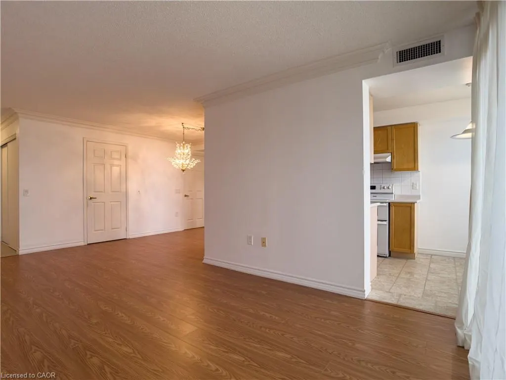 55 Strathaven Road, #1413