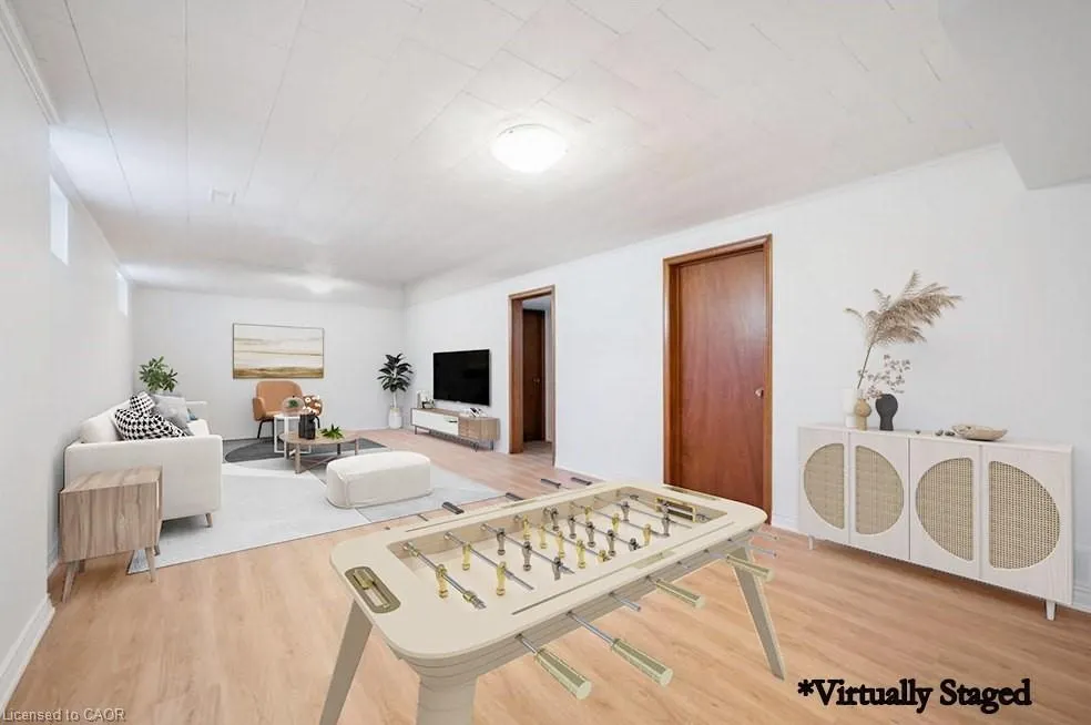 582 Skylark Road