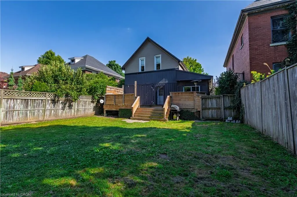 499 Canterbury Street