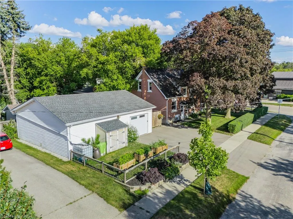 854 Guelph Street