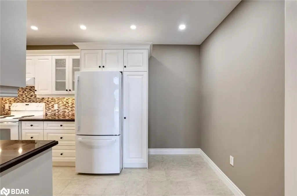 2075 Amherst Heights Drive, #606