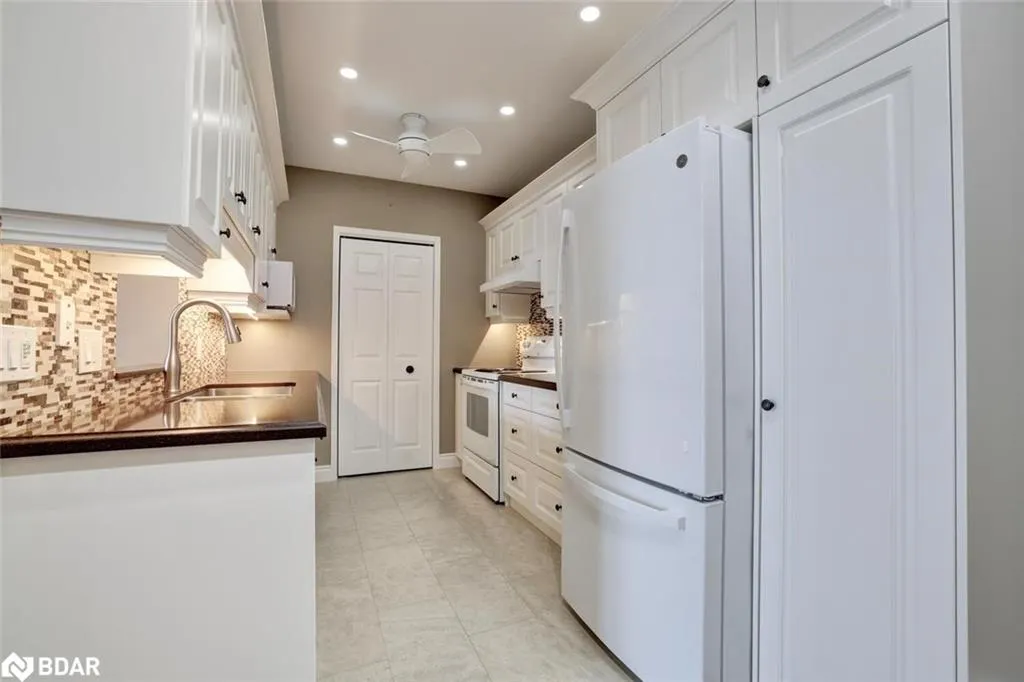 2075 Amherst Heights Drive, #606