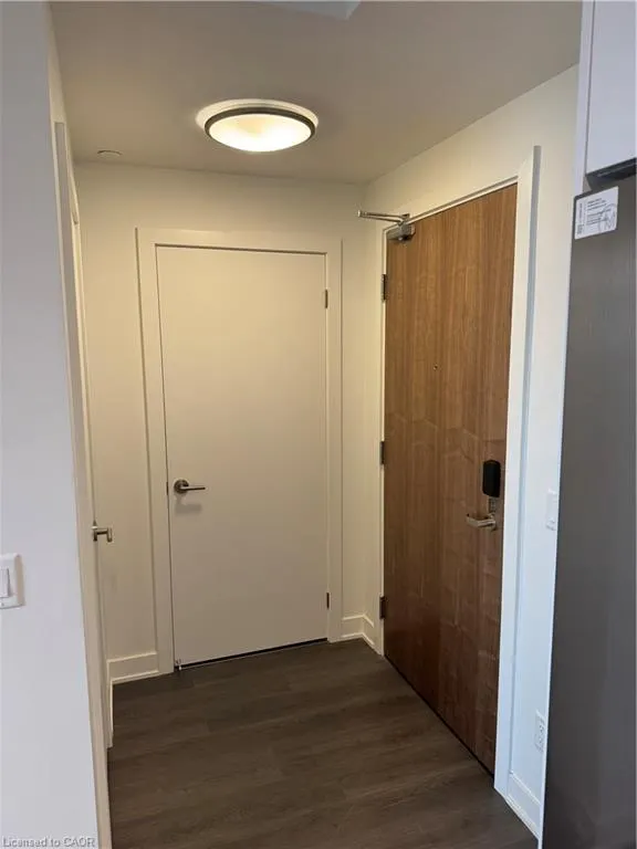 25 Wellington Street, #1002