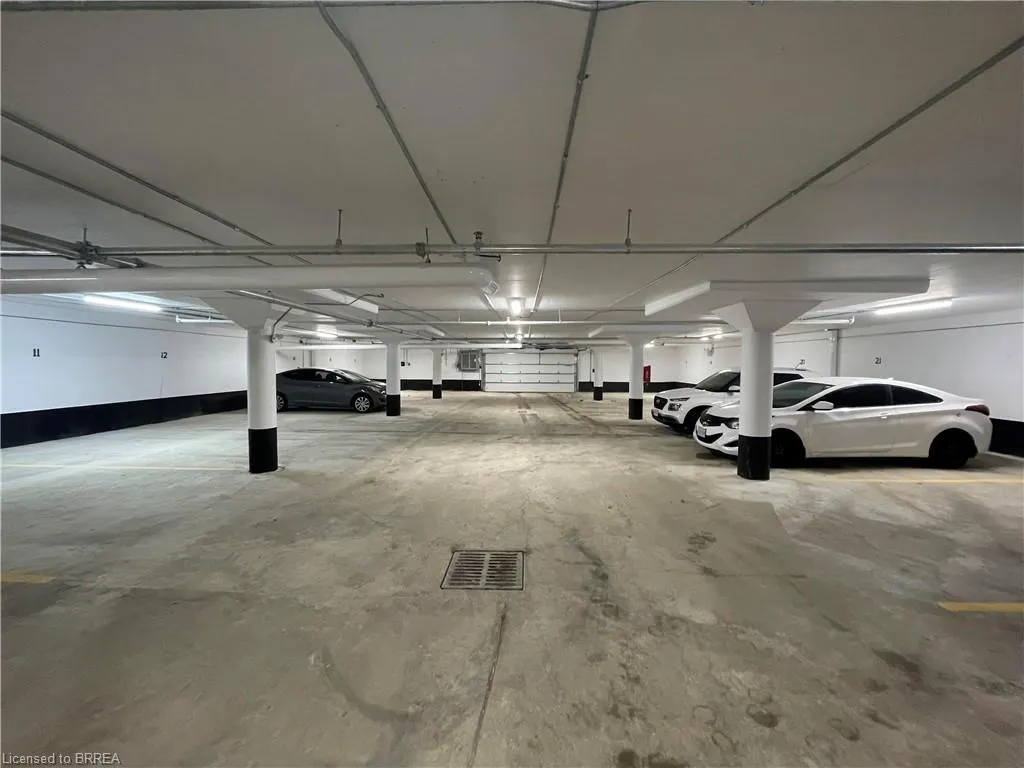 793 Colborne Street E, #401