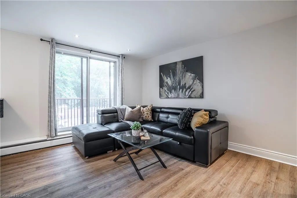 141 Catharine Street, #204