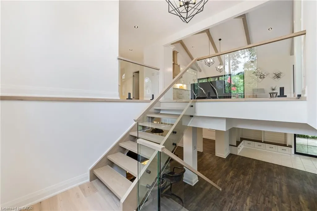 515 Hamilton Drive