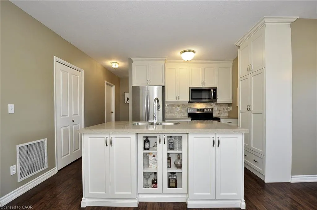 345 Briarmeadow Drive, #302