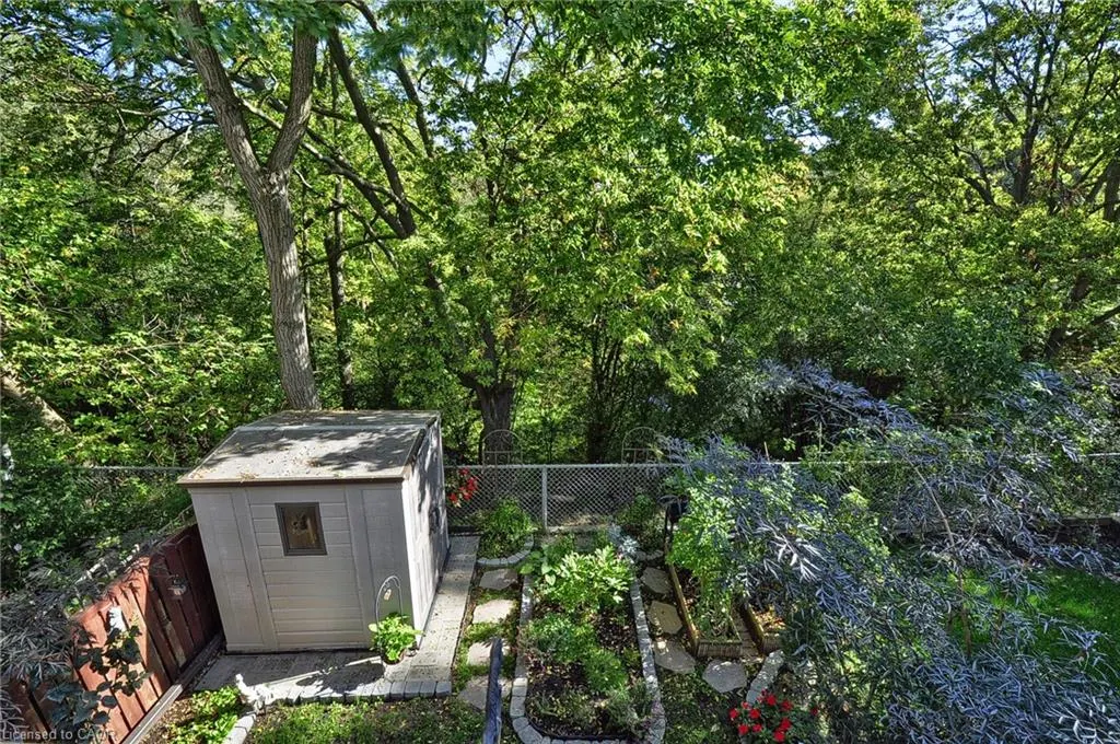 8 Brandy Crescent