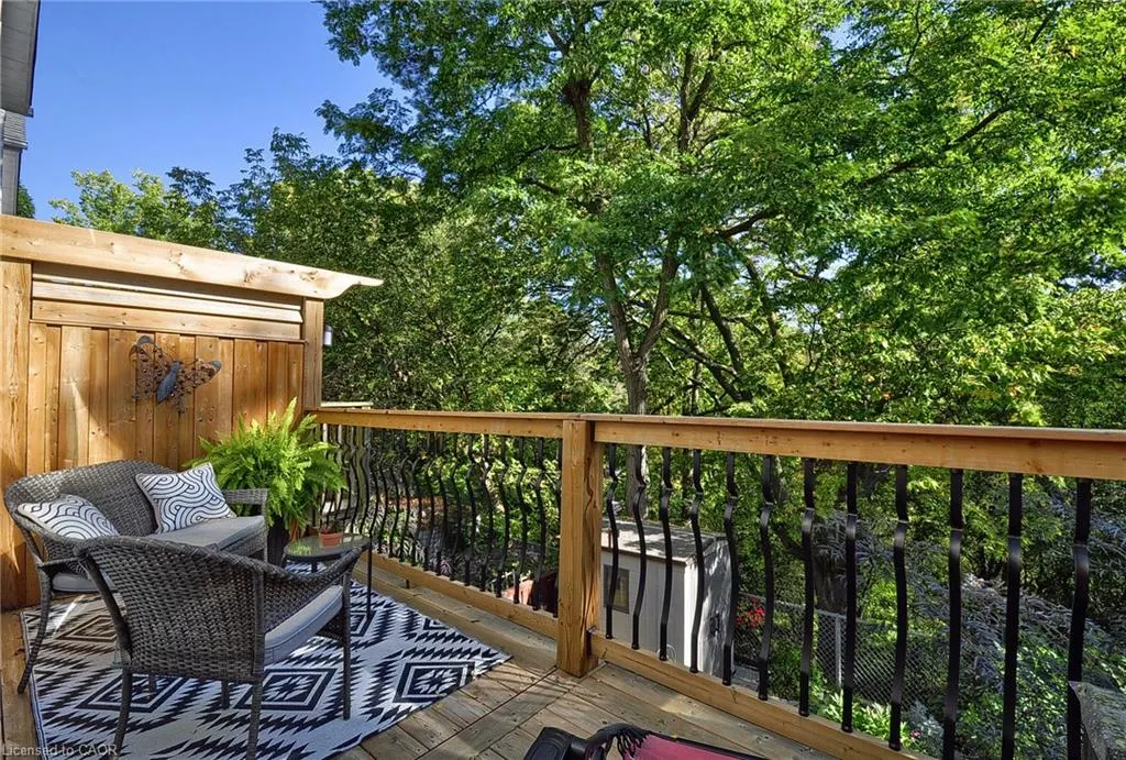 8 Brandy Crescent