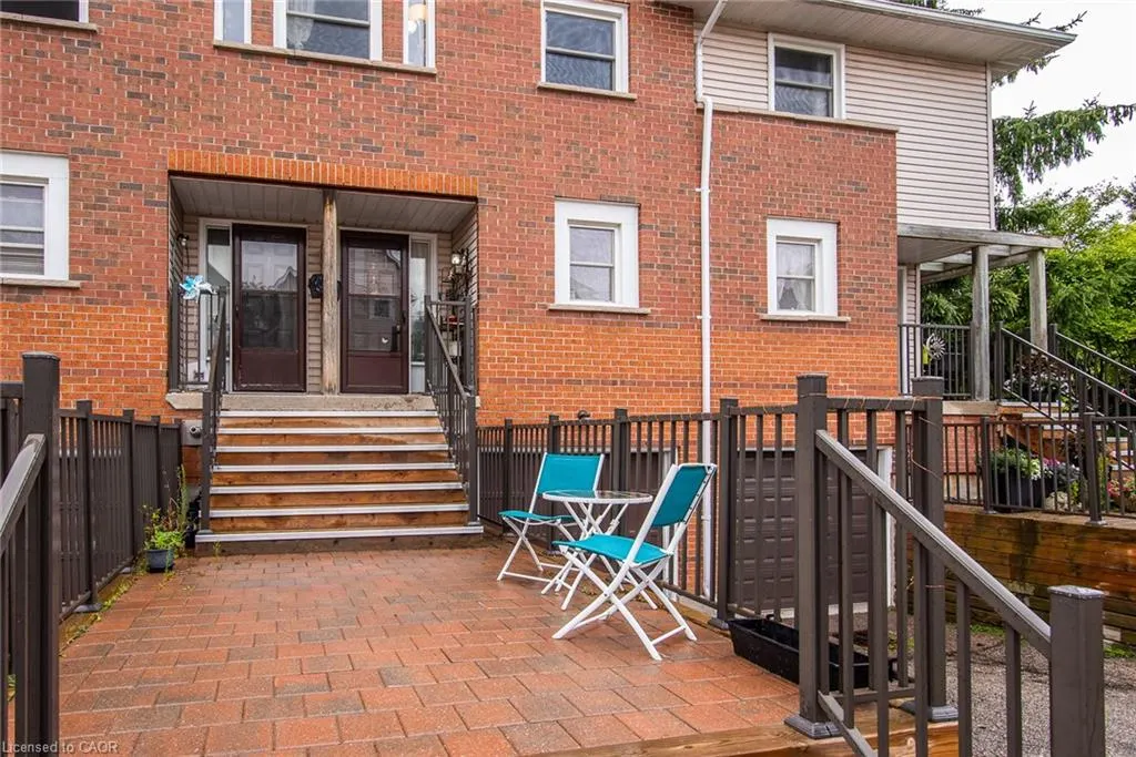 465 Beechwood Place, #2