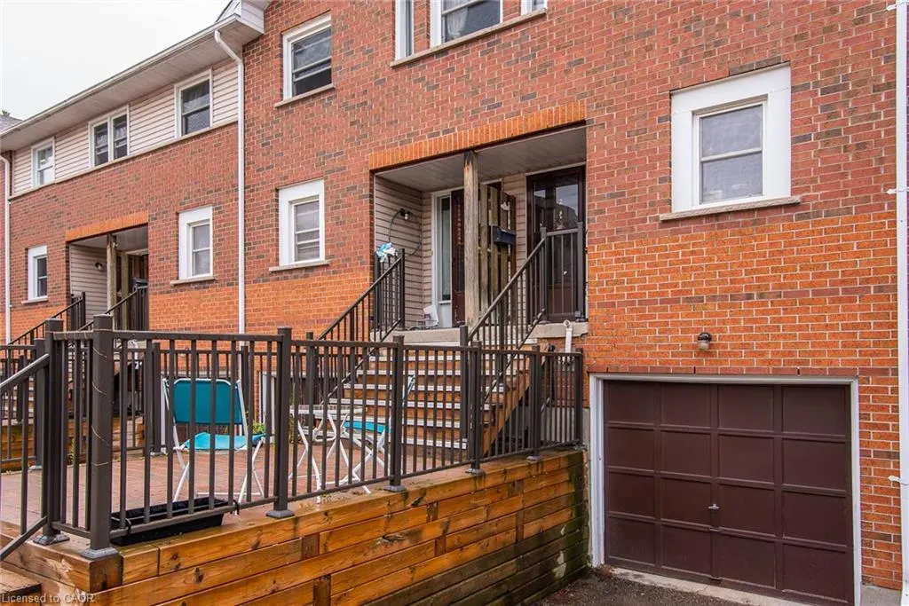 465 Beechwood Place, #2