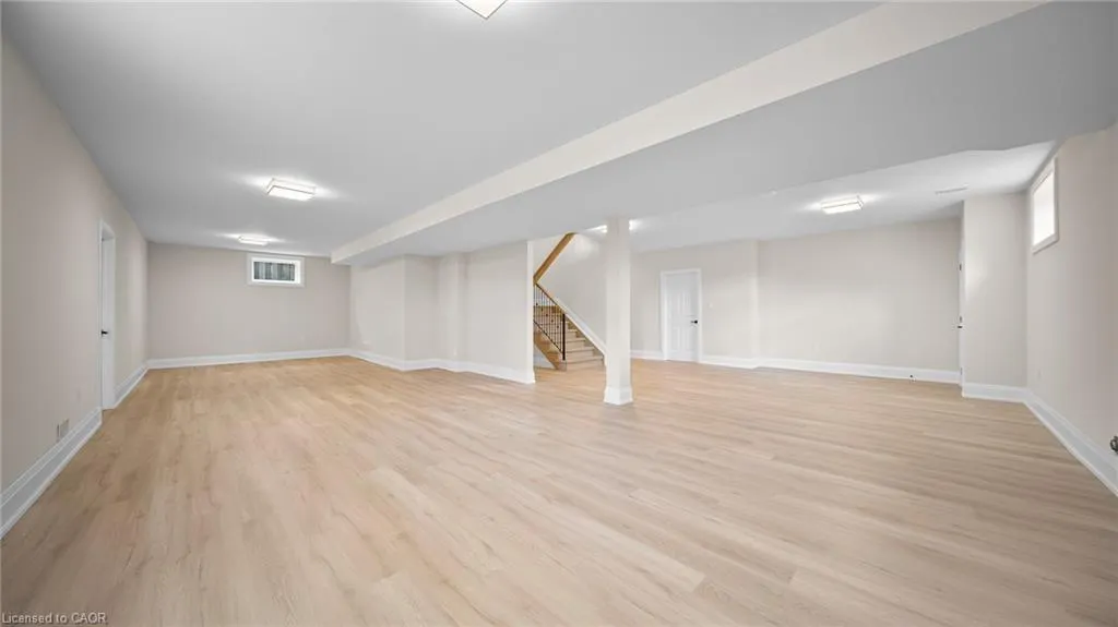 1 West Avenue