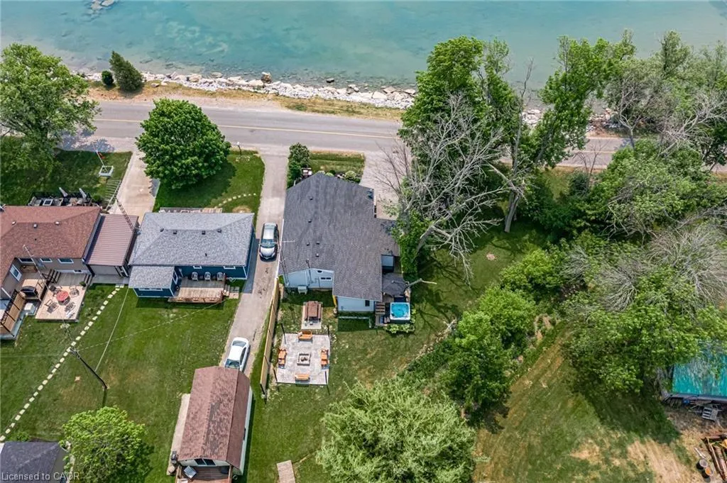 71 Lakeshore Road