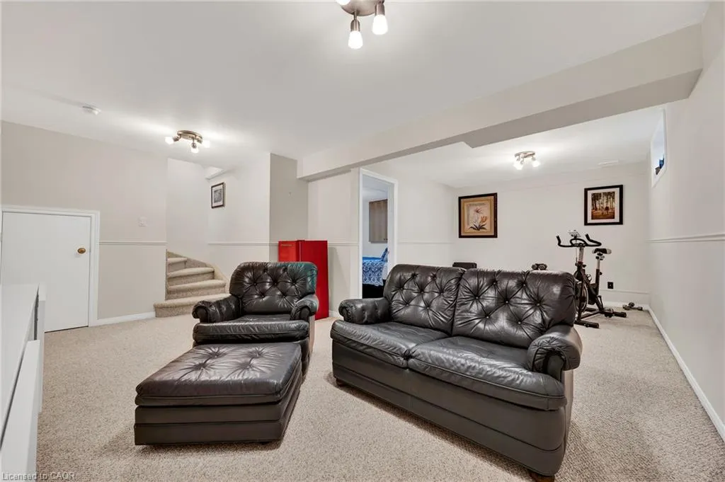 10 Joshua Court