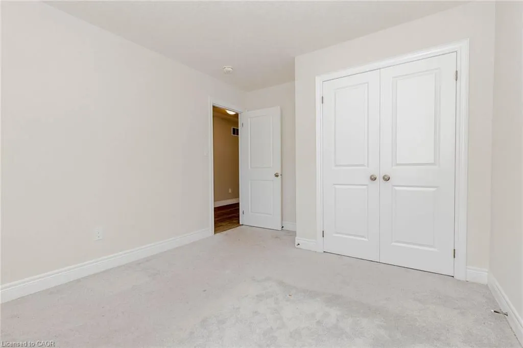 61 Eleanor Avenue, #Upstairs