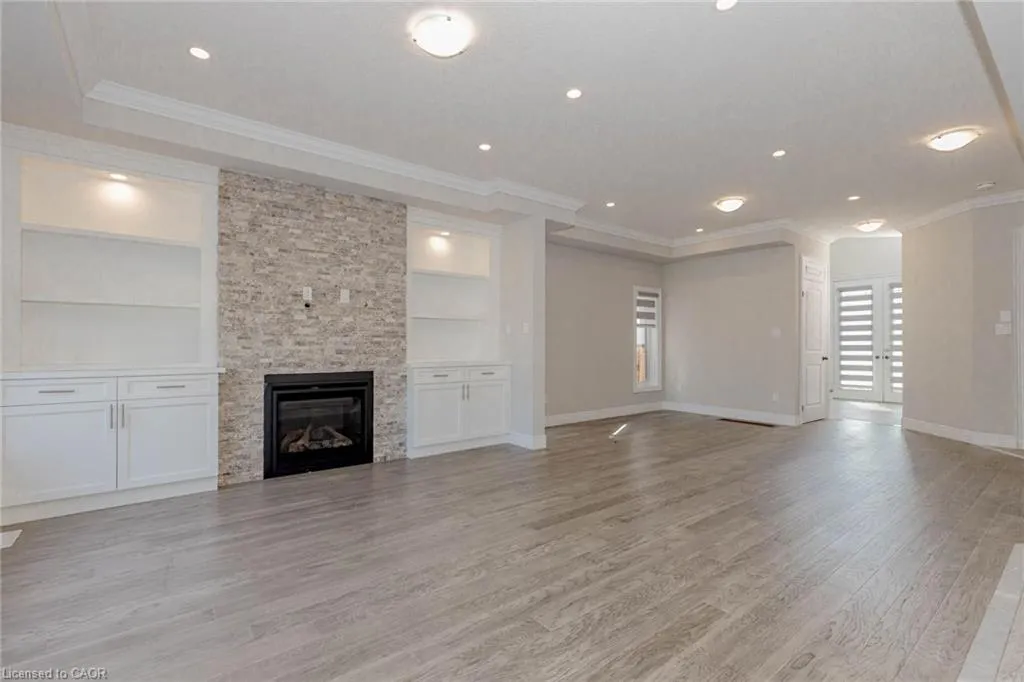 61 Eleanor Avenue, #Upstairs