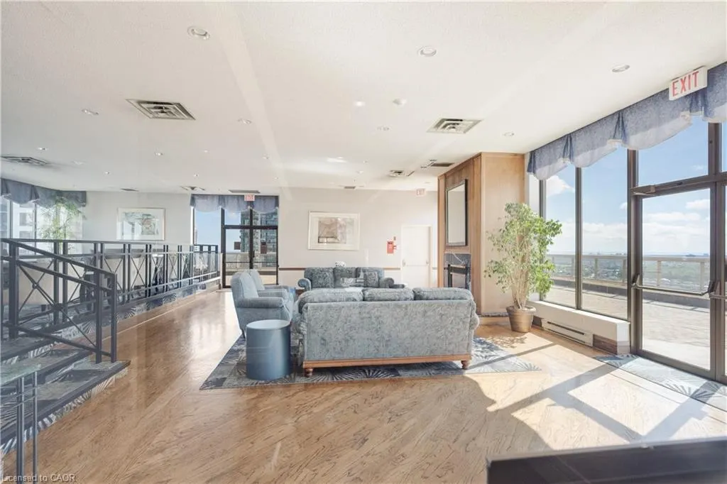 55 Elm Drive W, #2204