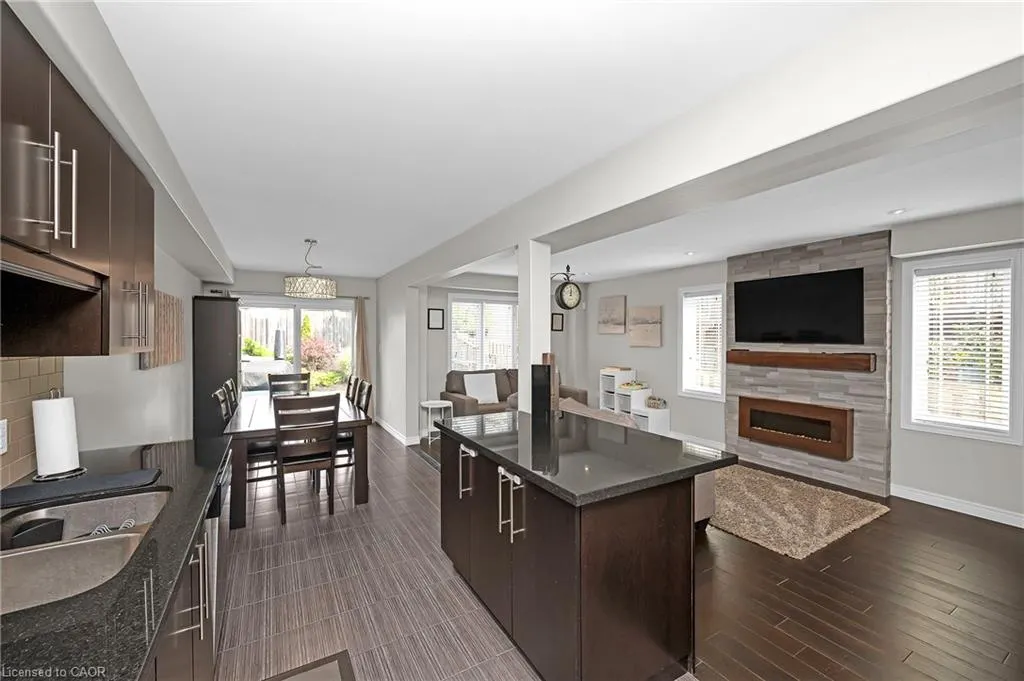 69 Escarpment Drive