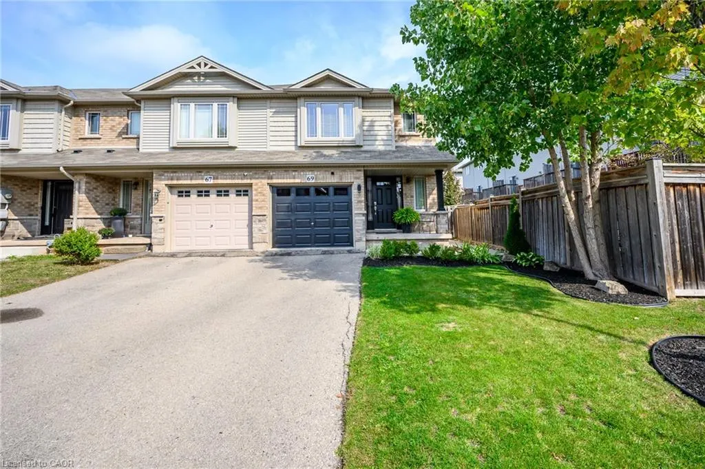 69 Escarpment Drive
