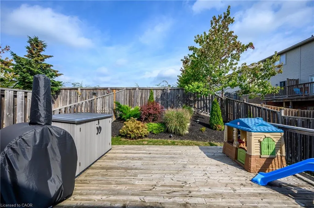 69 Escarpment Drive