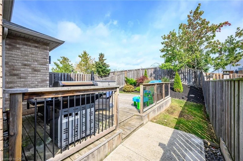69 Escarpment Drive