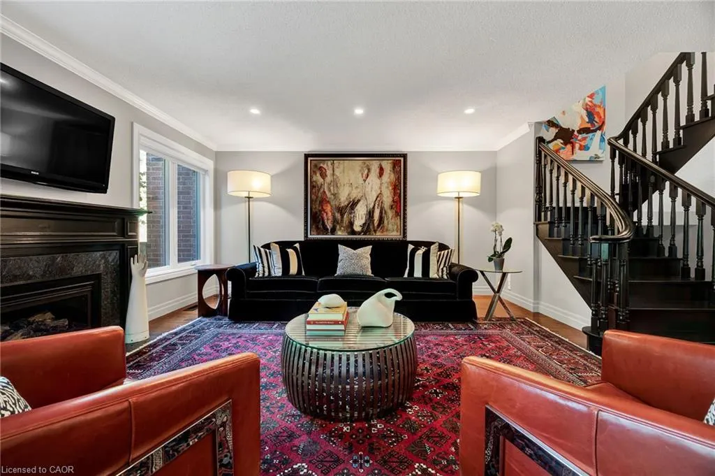 405 Glasgow Street, #3